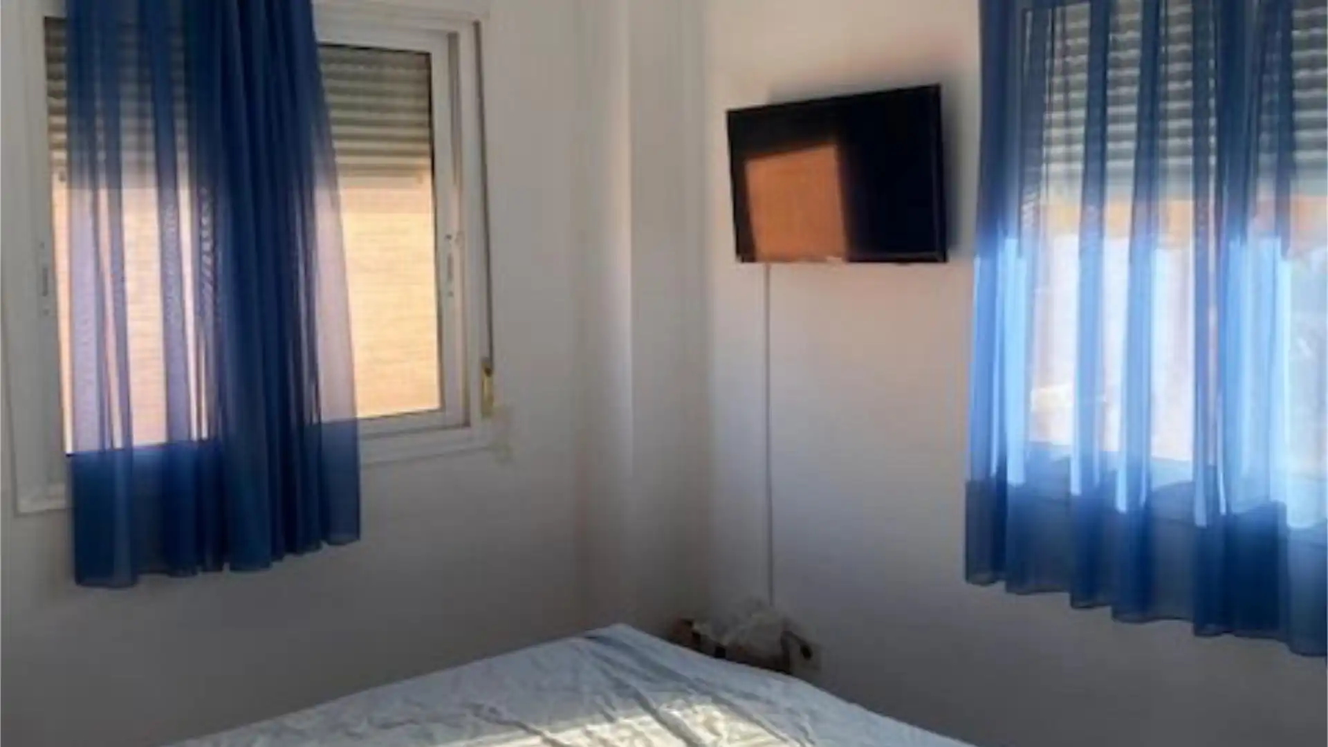 Casa adosada en  Carrer d'Antoni Gaudí 3 - Foto 9