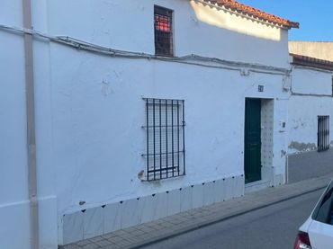 Casa adosada en  Calle Juan Moran Bayo 20 - Foto 2