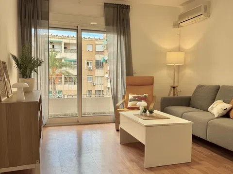 Piso en calle Cisne, 3