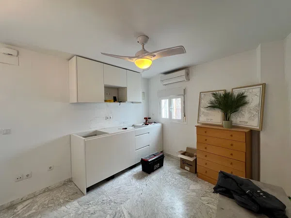 Estudio en calle Valle, 15