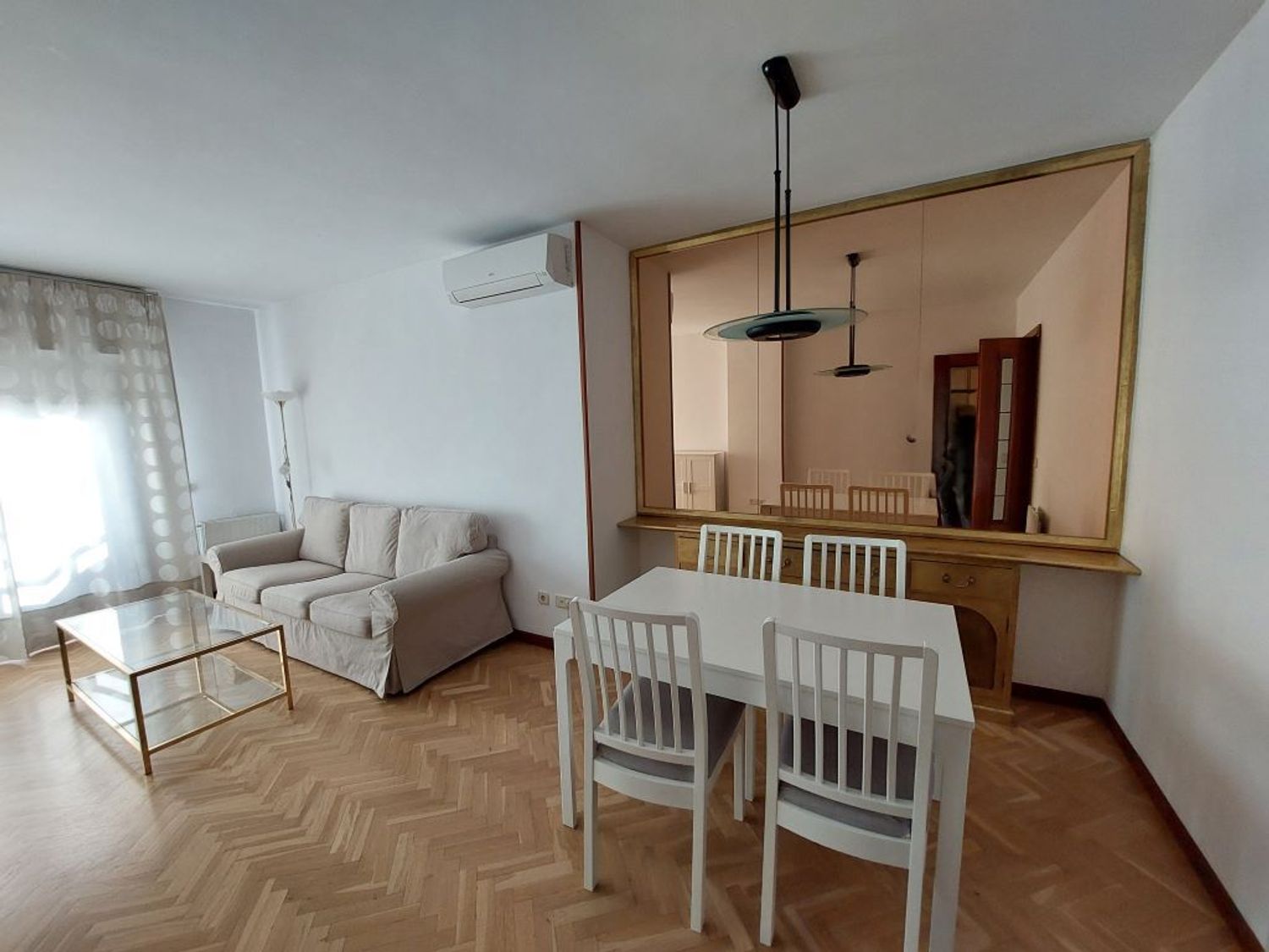 Piso en calle Alfonso Rodríguez Castelao, 21 - Foto 1