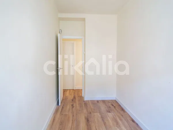 Piso en calle Profesores Hermanos Muñoz - Foto 15