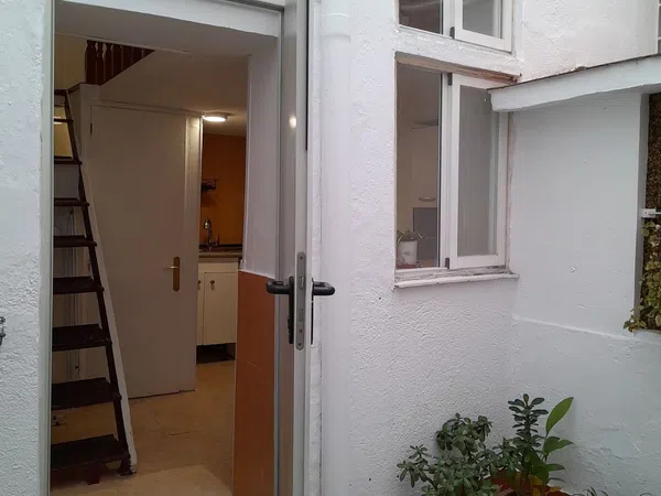 Estudio en avenida de Daroca, 34