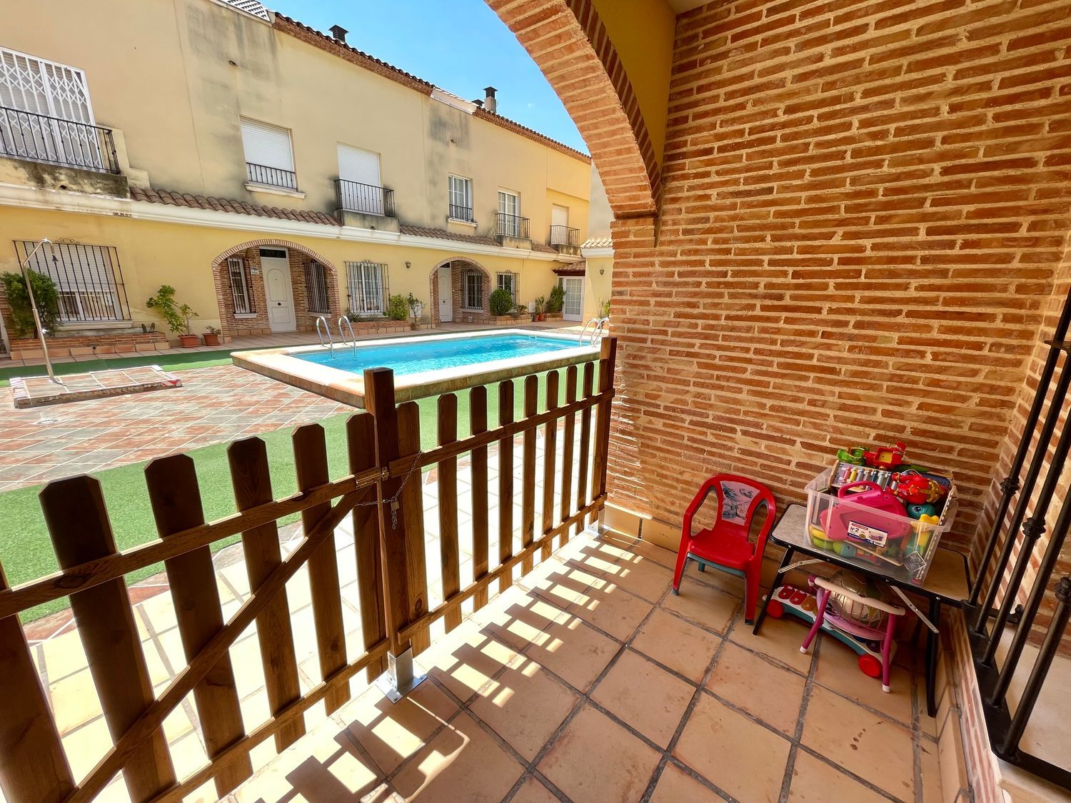 Chalet adosado en Calle Gerona, 7 - Foto 4