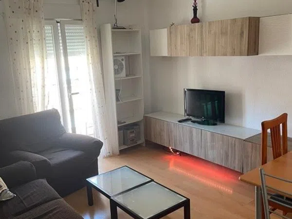 Piso en calle Arapiles, 51