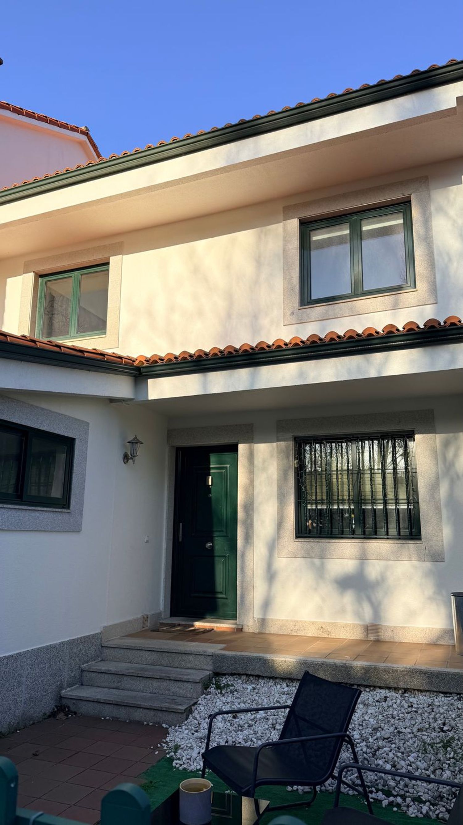 Chalet adosado en Liáns - Foto 1