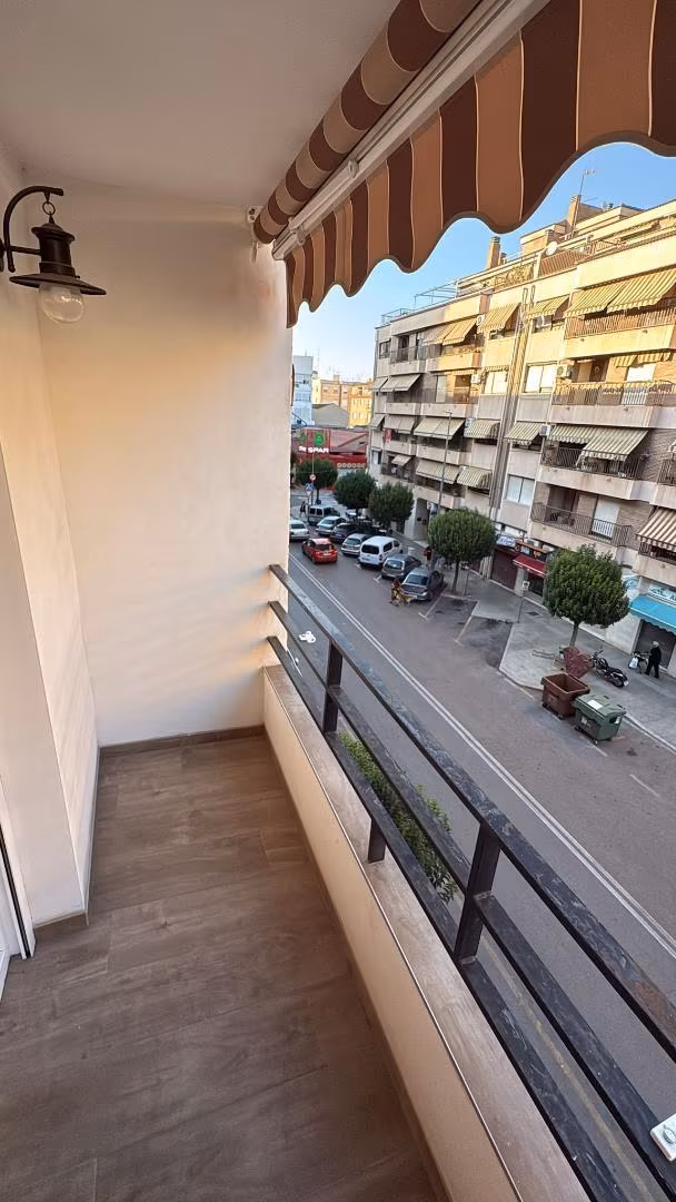 Piso en  Avinguda de Madrid 20 - Foto 6