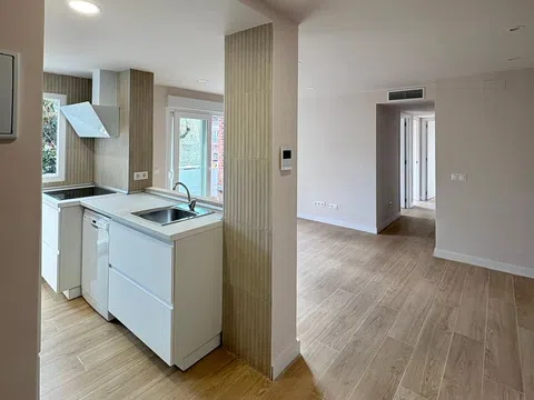 Piso en calle del Toboso, 140