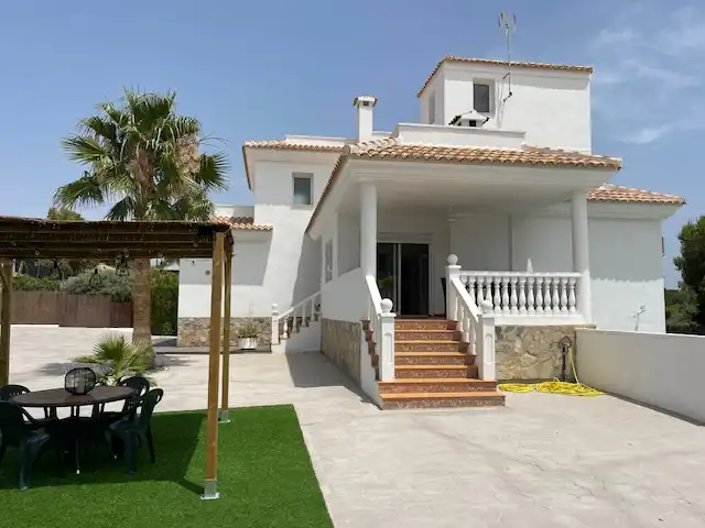 Chalet en  Carrer la Vall D'Alcala - Foto 10