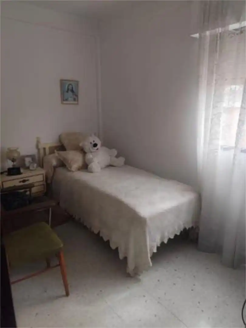 Piso en Carlos Haya - Foto 5