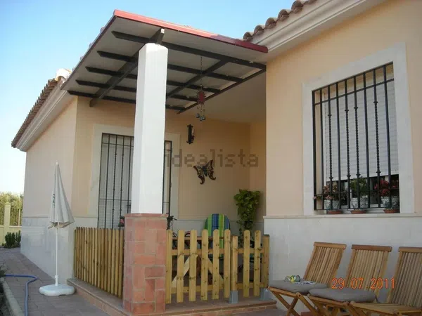 Chalet pareado en Travesía Pajarera, 16 - Foto 1