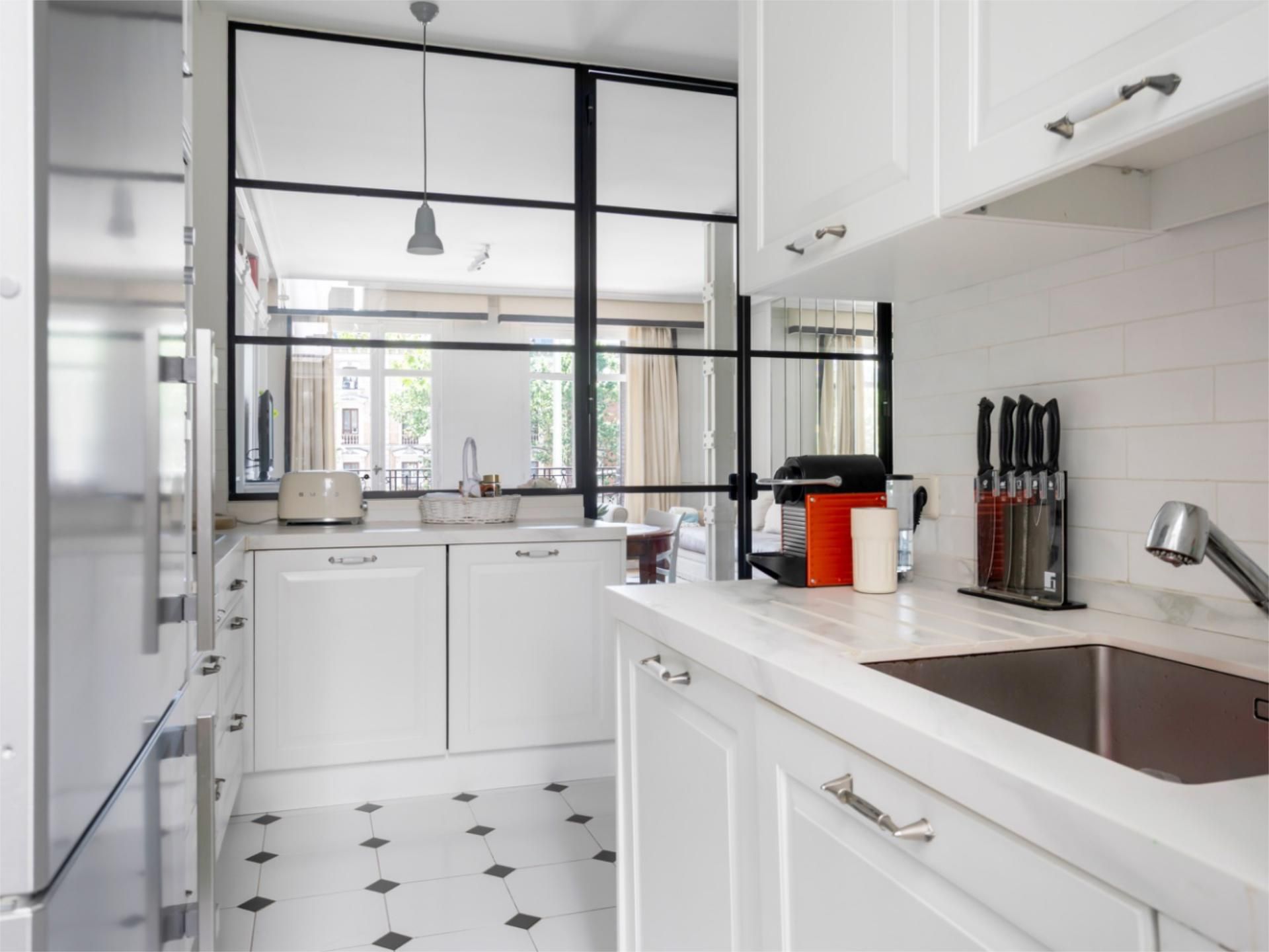 Piso en  Paseo de la Infanta Isabel 13 - Foto 1