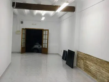 Local comercial en  Carrer del Doctor Peset Cervera 14 - Foto 1