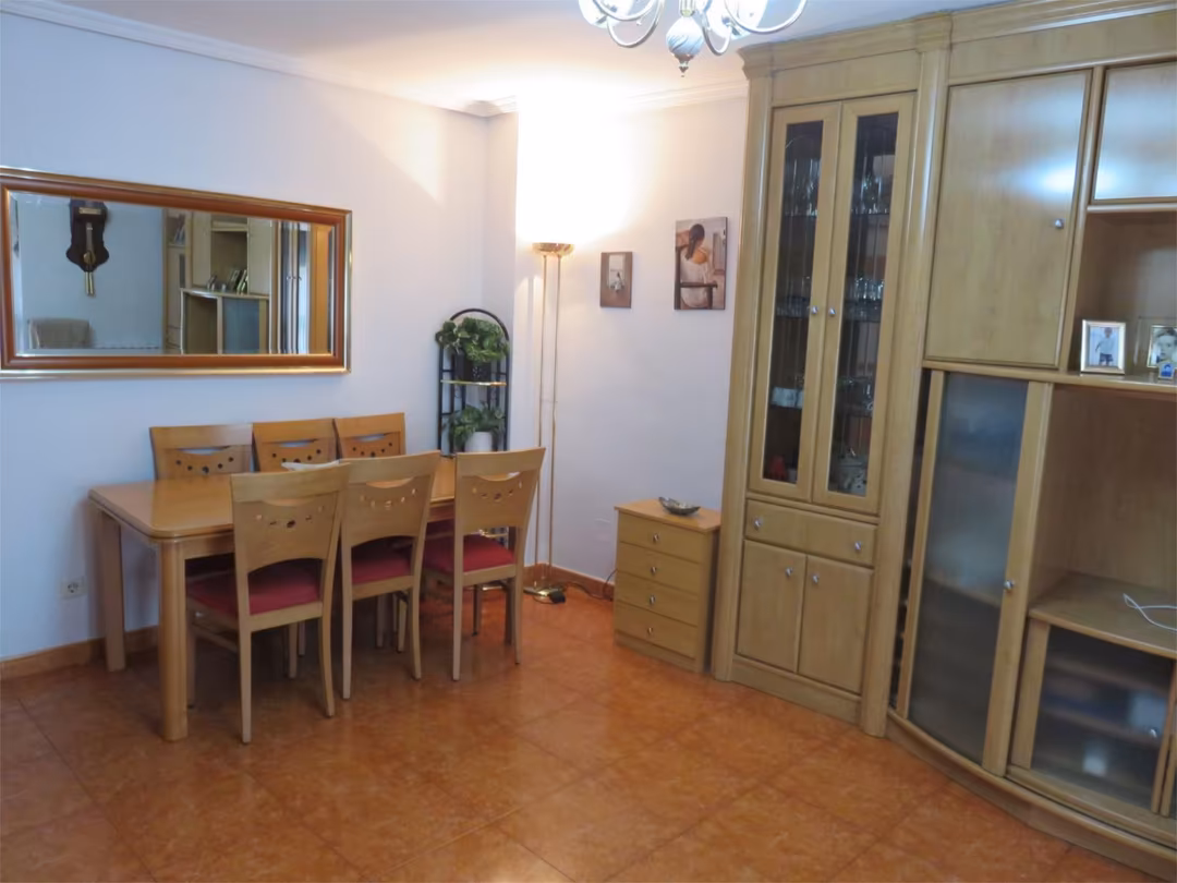 Piso en  Calle de José del Pino 65 - Foto 4