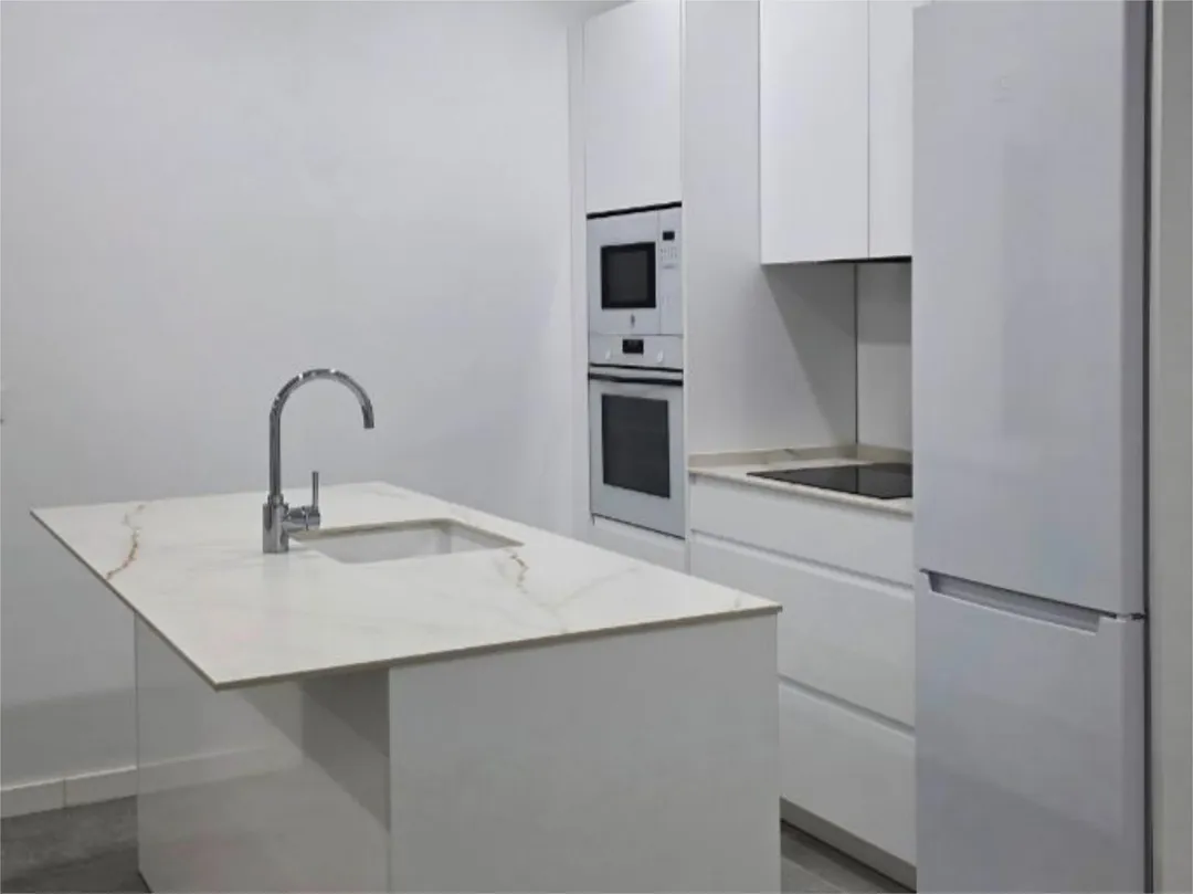 Piso en  Calle Melchor Gallegos 1 - Foto 3