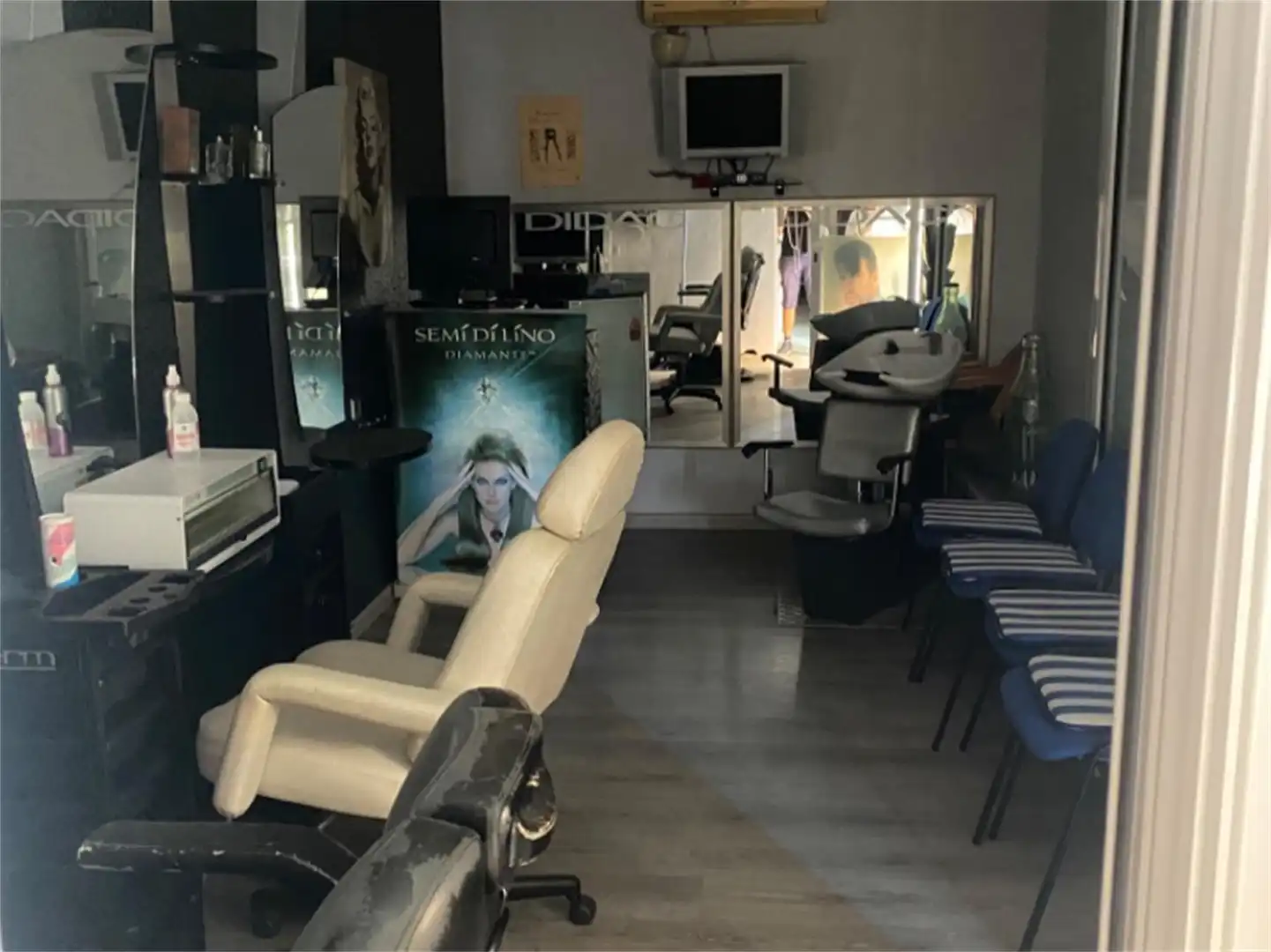 Local comercial en  Carrer de Dolçamara - Foto 1