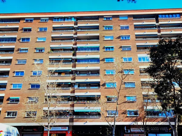 Piso en calle de Demetrio Galán Bergua, 19