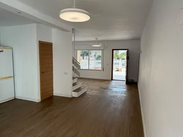 Casa adosada en  Avenida Mar Menor 35 - Foto 5