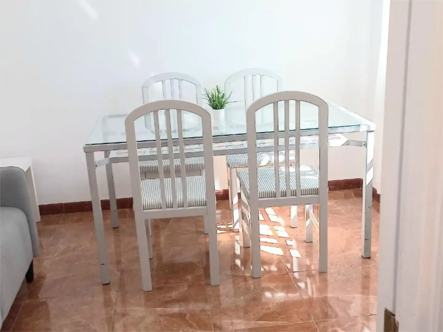Piso en  Calle Calzada del Arroyo 6 - Foto 9