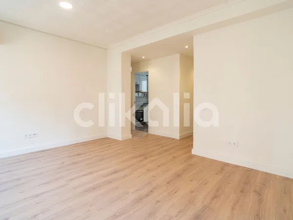 Piso en calle de la Serra d'Agullent - Foto 9