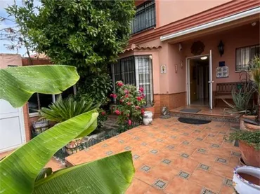 Chalet en Tomares - Foto 13