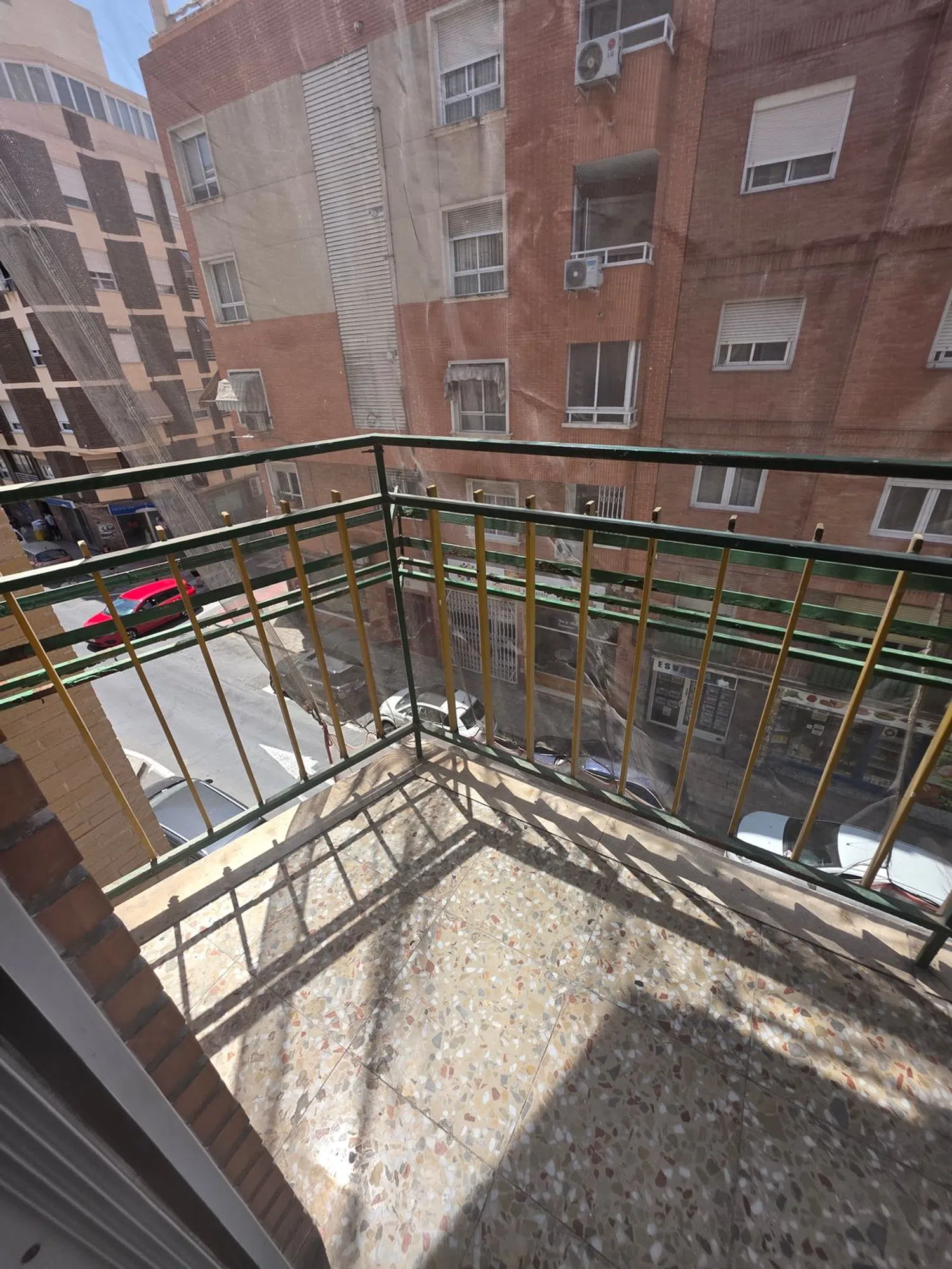 Estudio en garcia gutierrez, 41 - Foto 1