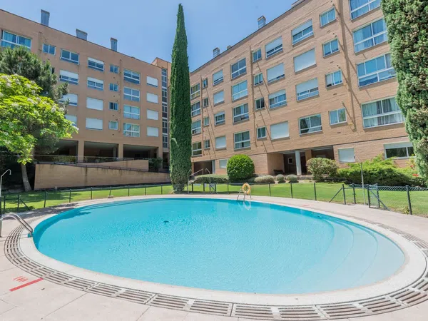 Piso en Barrio Conde Orgaz-Piovera - Foto 2