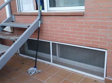 Piso en  Carrer de Guillem Catà 43 - Foto 13