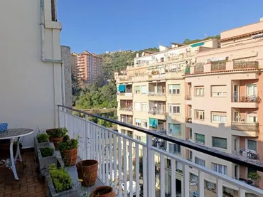 Piso en  Avinguda de la Mare de Déu de Montserrat 153 - Foto 4