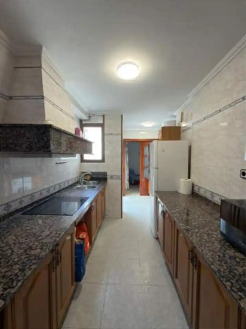 Piso en Urbanización Jardín de Alcalá - Foto 2