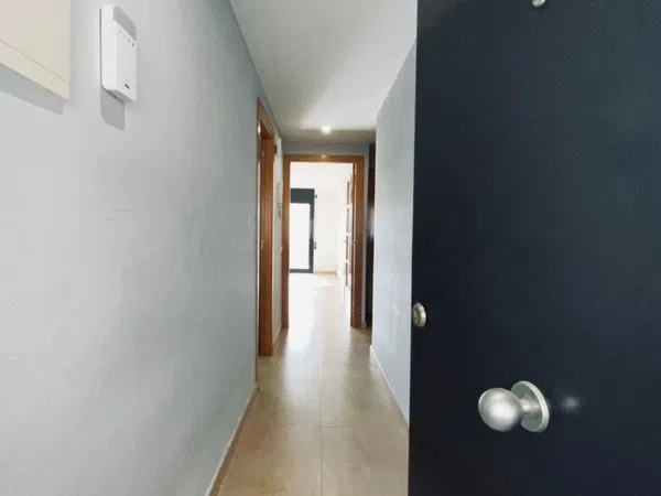 Piso en calle del Vendrell, 38 - Foto 2