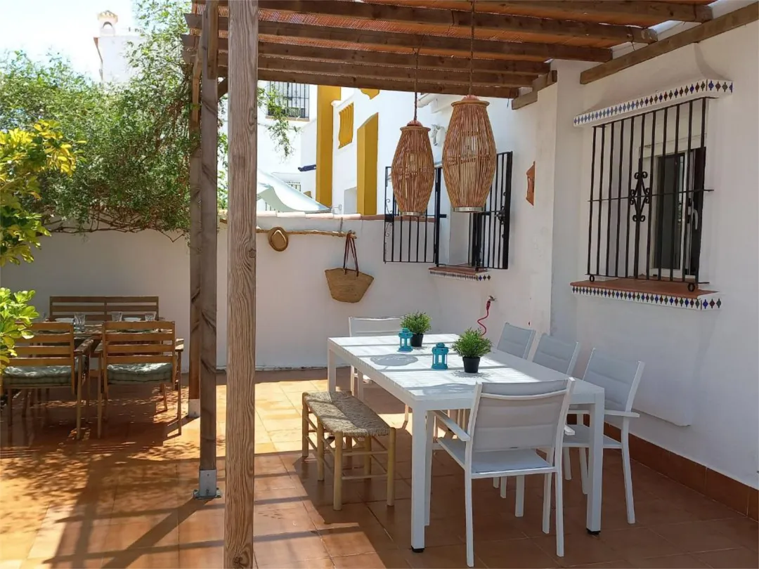 Piso en  Calle la Almadraba 11 - Foto 2