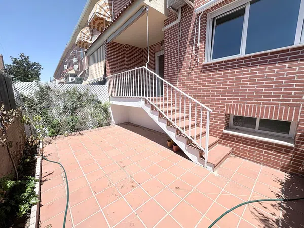 Chalet adosado en Calle María Zambrano, Ensanche, Ensanche - Foto 1