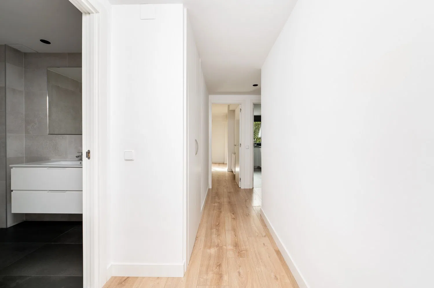 Estudio en calle de Diego Ayllón - Foto 8