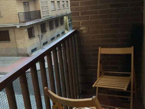 Piso en avenida de Villamayor, 76