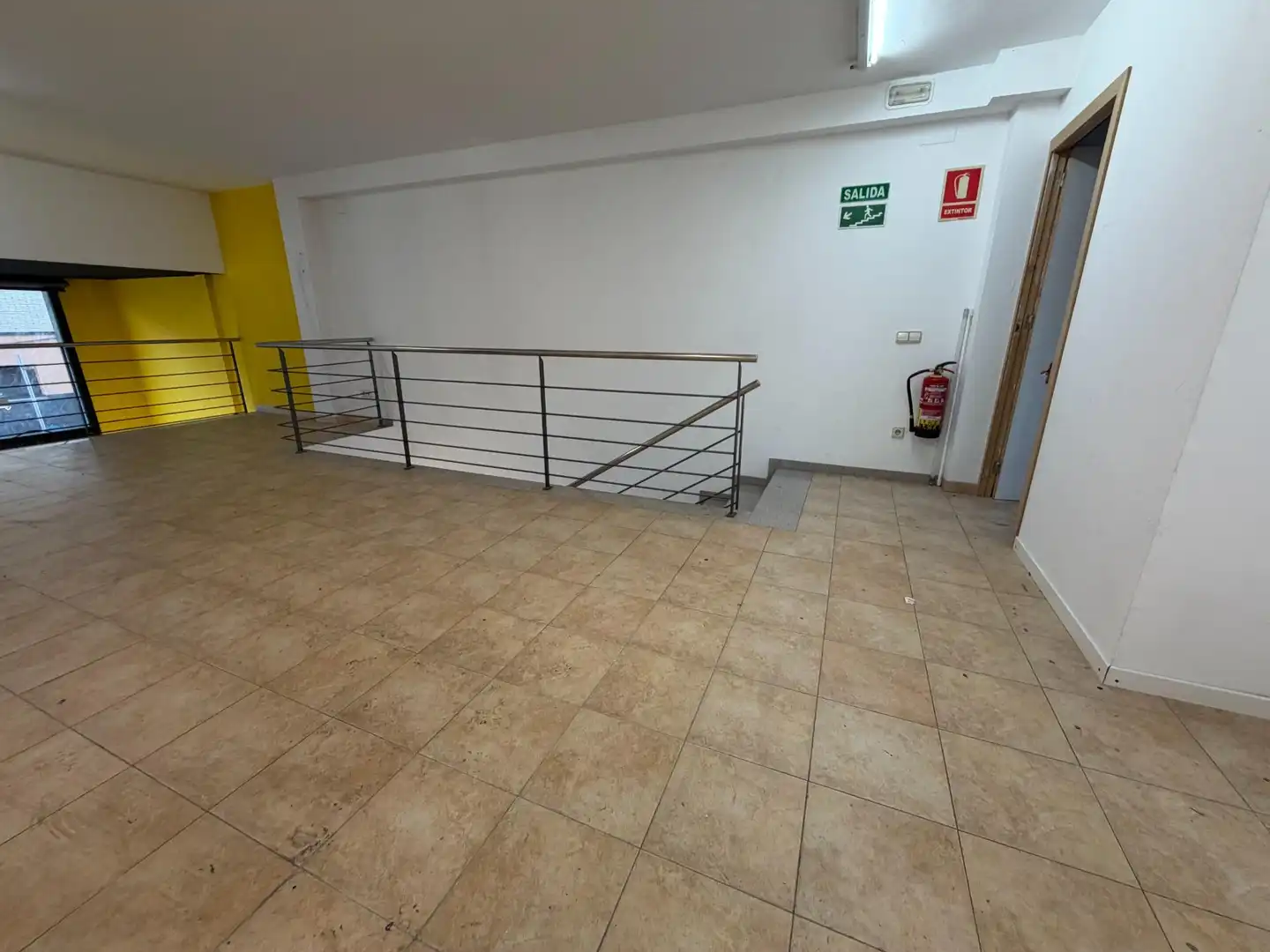 Local comercial en  Carrer de Carles Riba - Foto 9