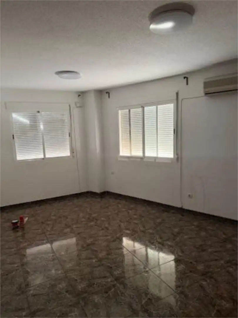 Piso en Zona las farolas - Foto 2