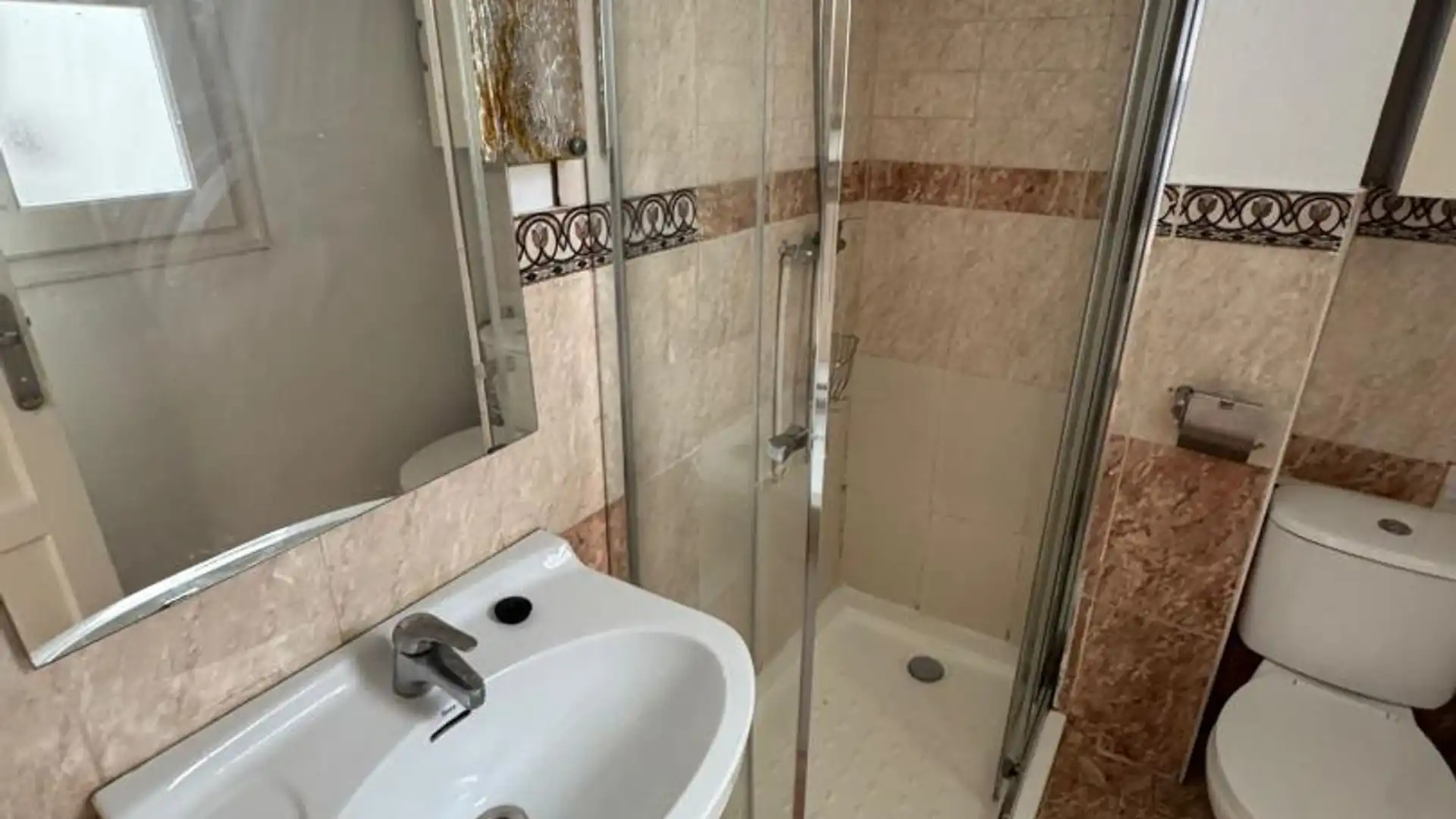 Piso en  Calle de Laguna de Rins 4 - Foto 3