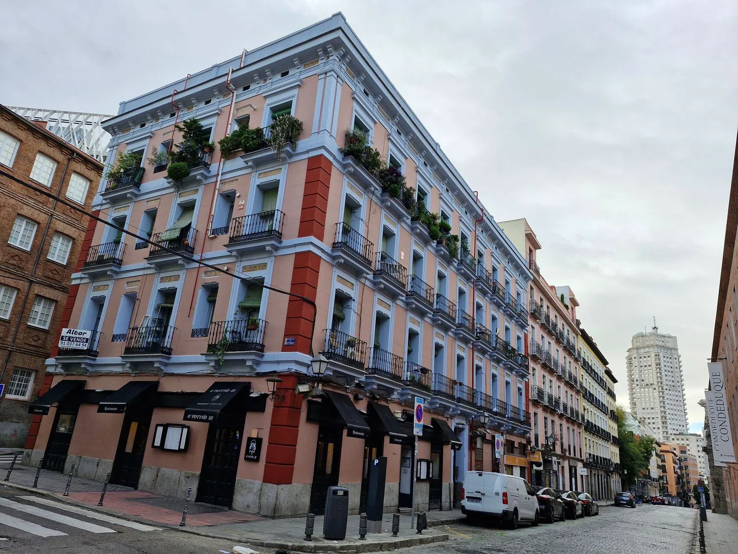 Piso en calle del Conde Duque, 30 - Foto 1