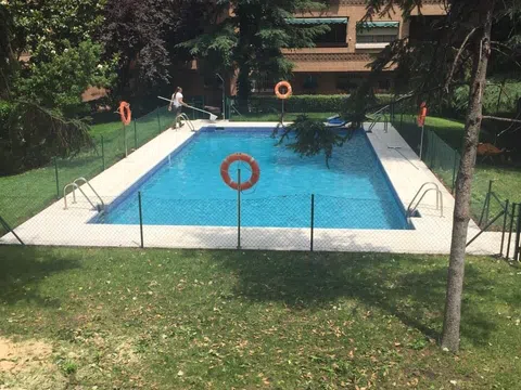 Piso en avenida de Ramón y Cajal, 73