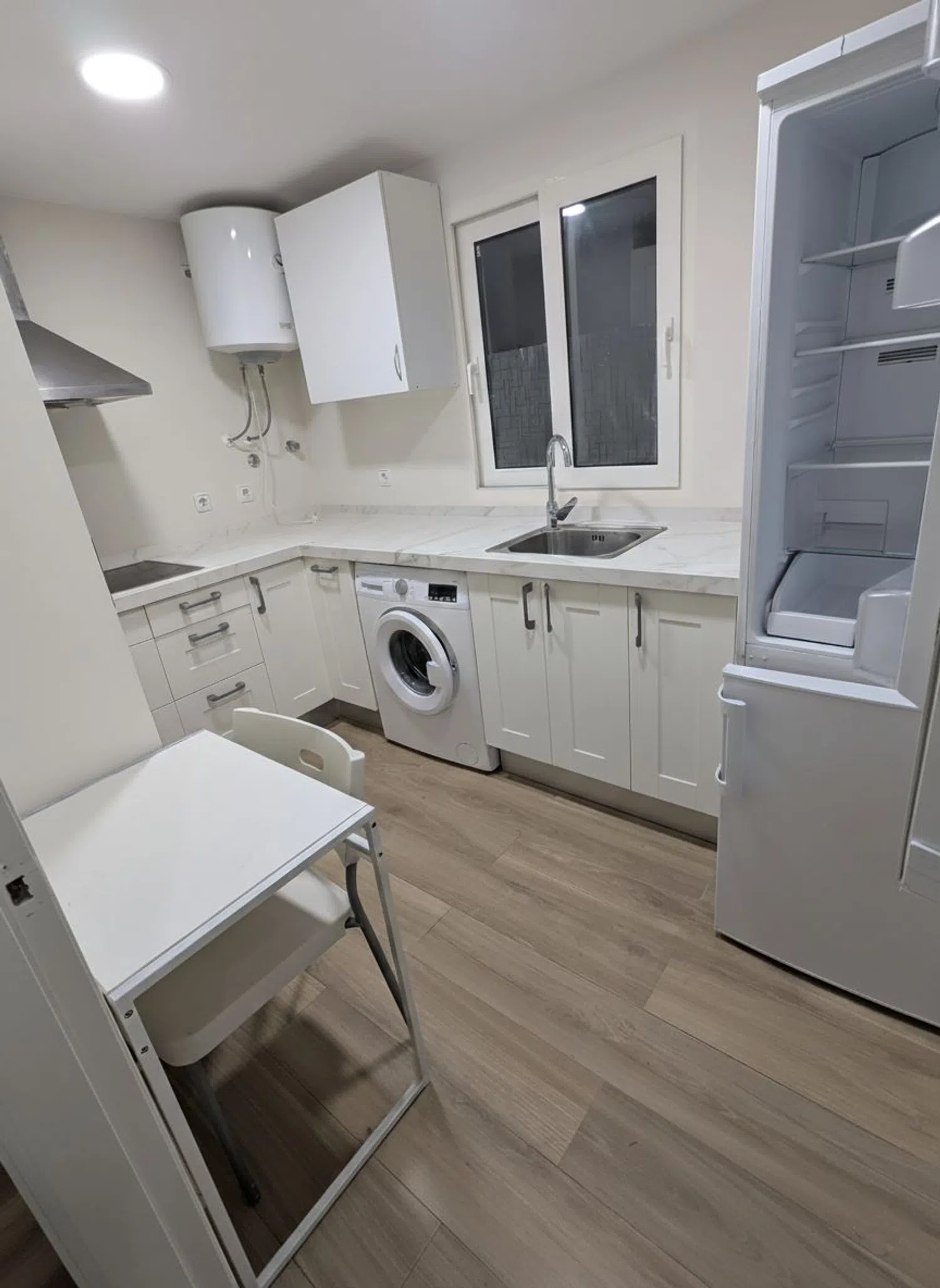 Piso en calle Venecia, 6 - Foto 4