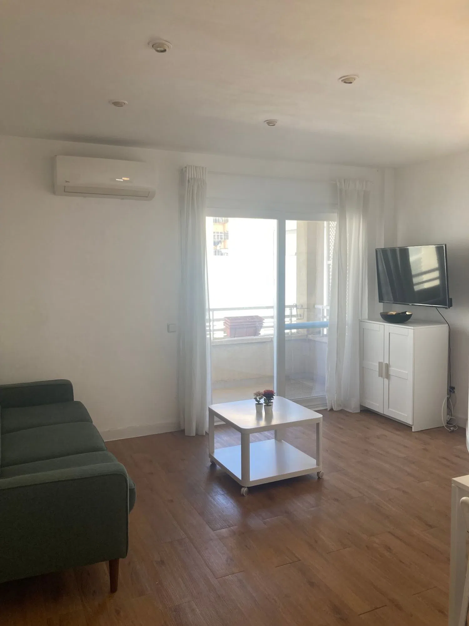 Piso en calle de Lluís Alemany i Pujol, 6 - Foto 1