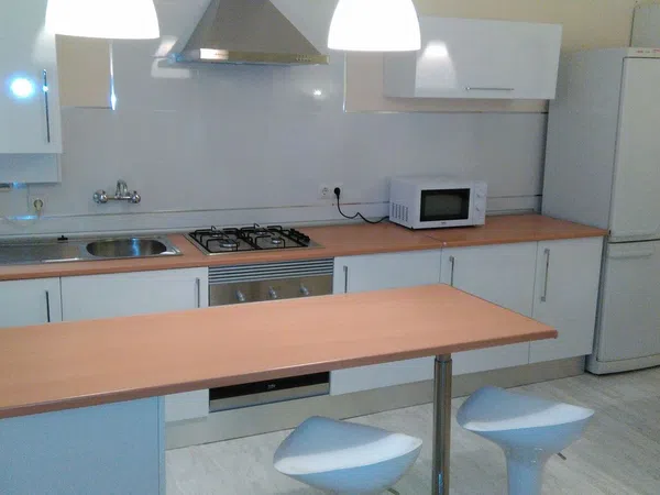 Piso en paseo de las delicias, 136