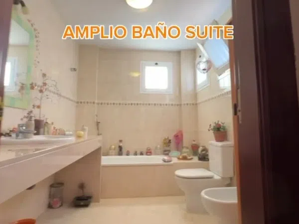Chalet pareado en Calle Ingeniero Vargas Machuca, 2, La Casería - San Carlos, La Casería - San Carlos - Foto 4
