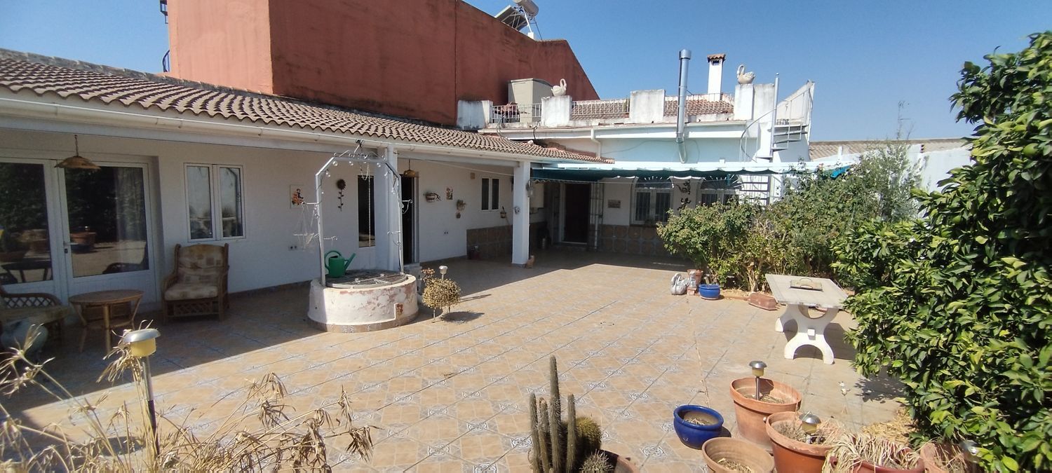 Chalet adosado en Calle Hermanas de la Cruz, 77 - Foto 2