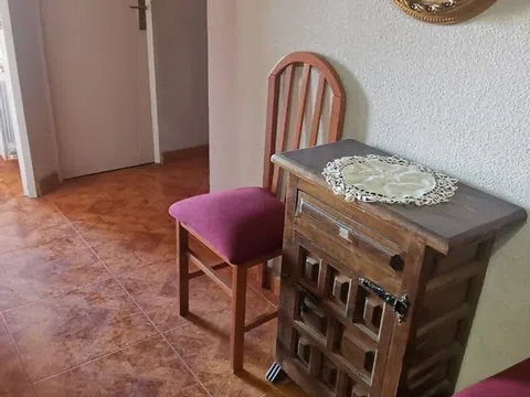 Piso en Pont de molins, 19