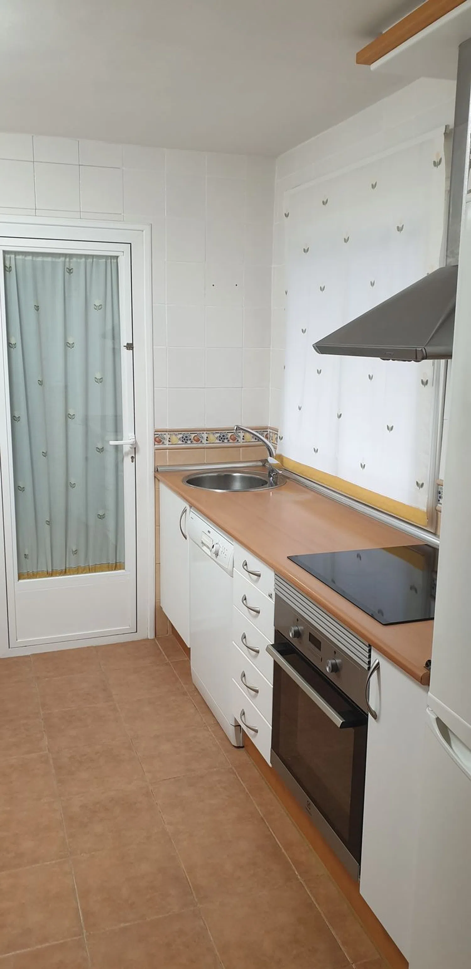 Piso en Barrio Zofío - Foto 14
