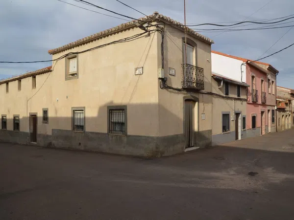 Chalet pareado en Calle Vara del Rey, 1 bis - Foto 2