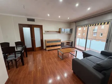 Piso en  Carrer de Mossèn Jacint Verdaguer 129 - Foto 1