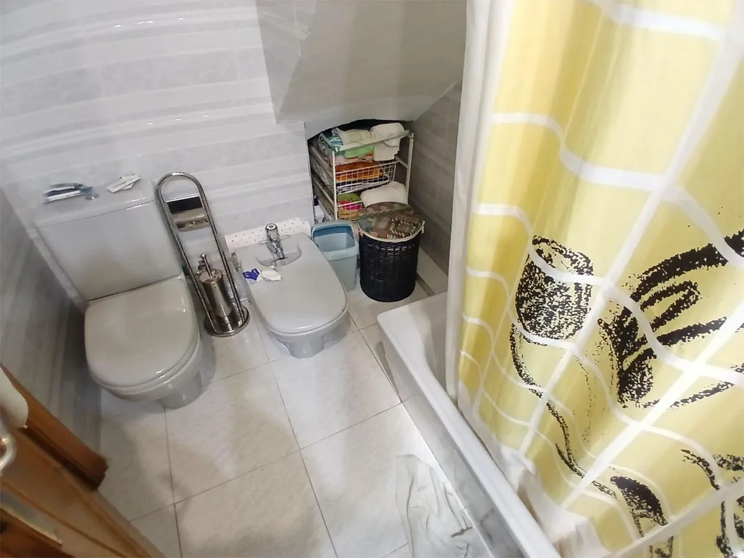 Casa adosada en  Carrer d'Ausona 68 - Foto 31